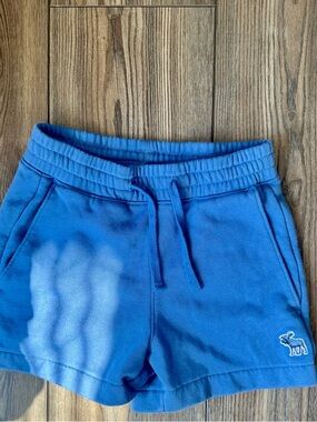 abercrombie kids Blue Pull-On Knit Shorts above the knee